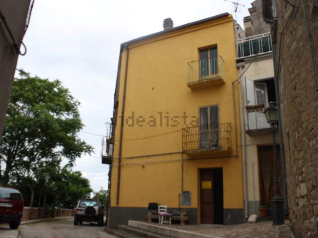 Appartamento in vendita di 107 m² in Via Casa del Beato Angelo, 4