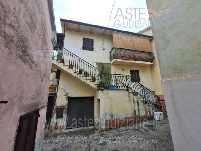 Appartamento in vendita di 107 m² in Via Casette di Passatempo, 177