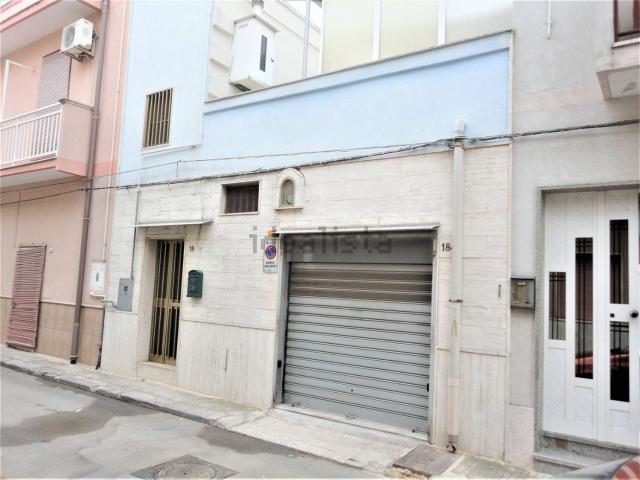 Appartamento in vendita di 107 m² in Via America, 18