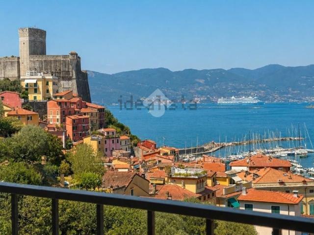 Appartamento in vendita di 107 m² in Via Andrea Doria, 2