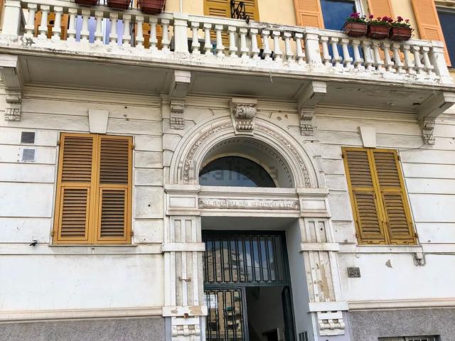 Appartamento in vendita di 107 m² in Via Acquarone, 28