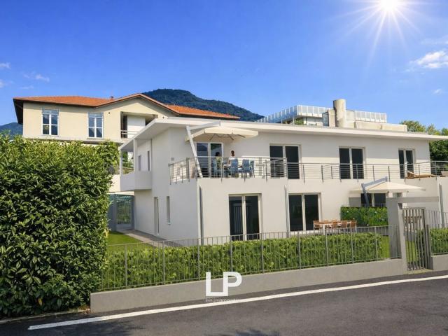 Appartamento in vendita di 107 m² in Via al Giona
