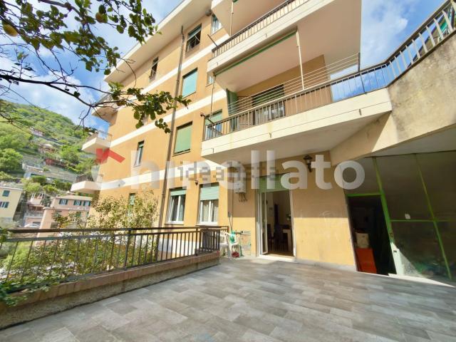 Appartamento in vendita di 107 m² in Via al Poligono di Quezzi, 7