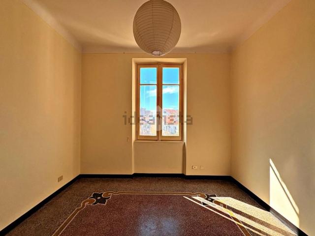 Appartamento in vendita di 107 m² in Via Albenga, 3
