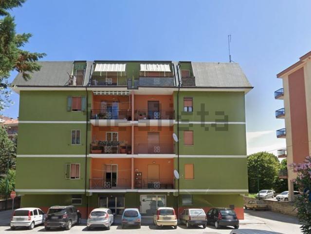 Appartamento in vendita di 107 m² in Via Alberto dalla Chiesa, 92