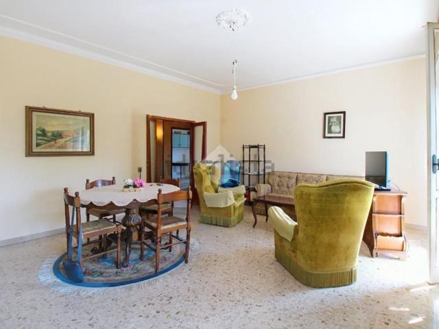 Appartamento in vendita di 107 m² in Via Aldo Moro, 25