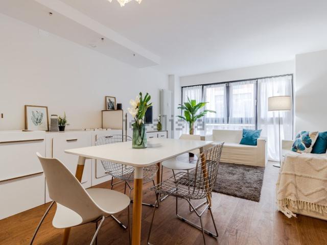 Appartamento in vendita di 107 m² in Via Augusto Majani