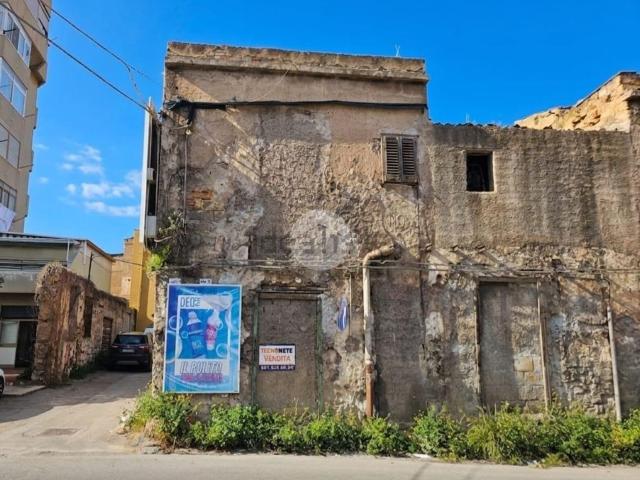 Appartamento in vendita di 107 m² in Via Buonriposo, 47