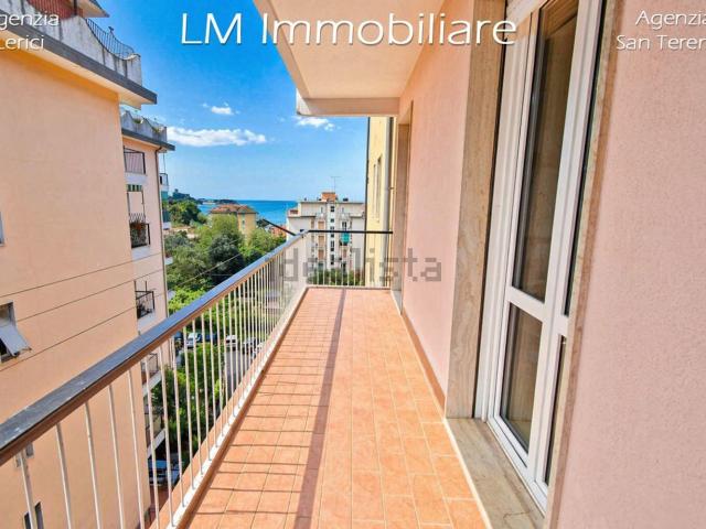 Appartamento in vendita di 107 m² in Via Gozzano, 42