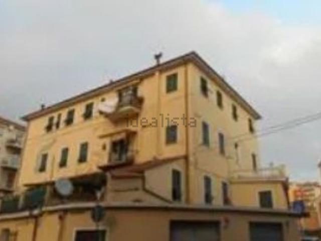 Appartamento in vendita di 107 m² in Via Giuseppe Mazzini, 124