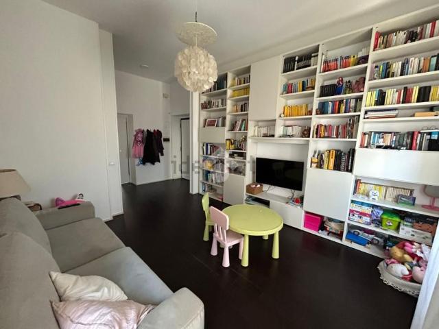 Appartamento in vendita di 107 m² in Via Giuseppe Mantovano, 8