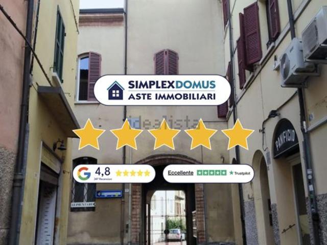 Appartamento in vendita di 107 m² in Via Giuseppe Verzaglia
