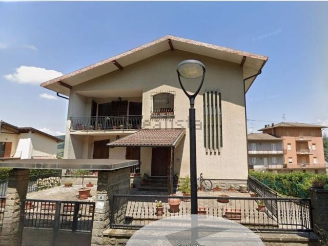 Appartamento in vendita di 107 m² in Via Dante Alighieri, 4
