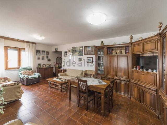 Appartamento in vendita di 107 m² in Via Dei Gerani
