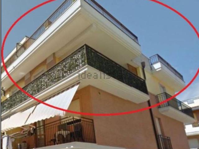 Appartamento in vendita di 107 m² in Via Deliceto