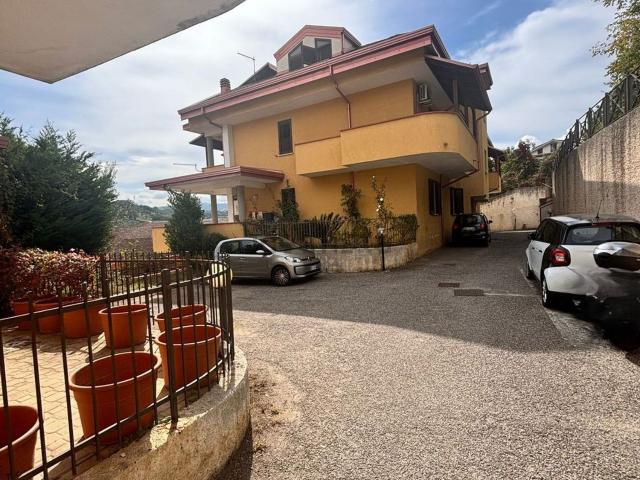 Appartamento in vendita di 107 m² in Via Enrico Berlinguer