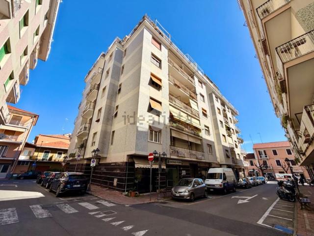 Appartamento in vendita di 107 m² in Via Esperanto, 12