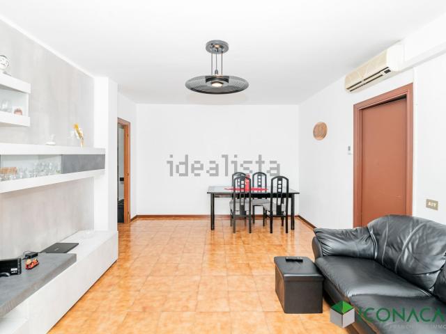 Appartamento in vendita di 107 m² in Via Fausto Coppi