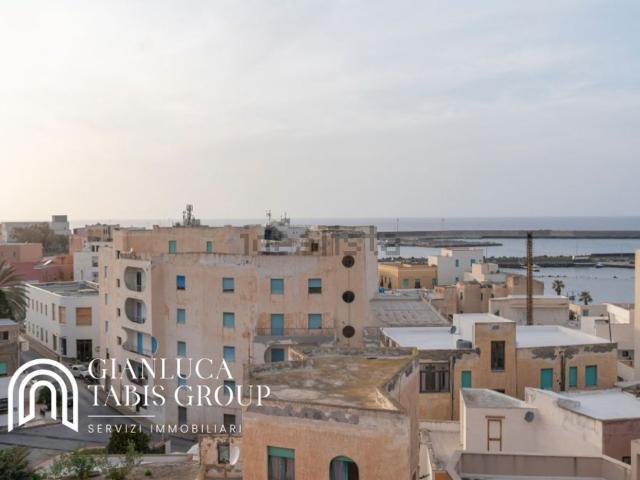 Appartamento in vendita di 107 m² in Via Felice Cavallotti, 34