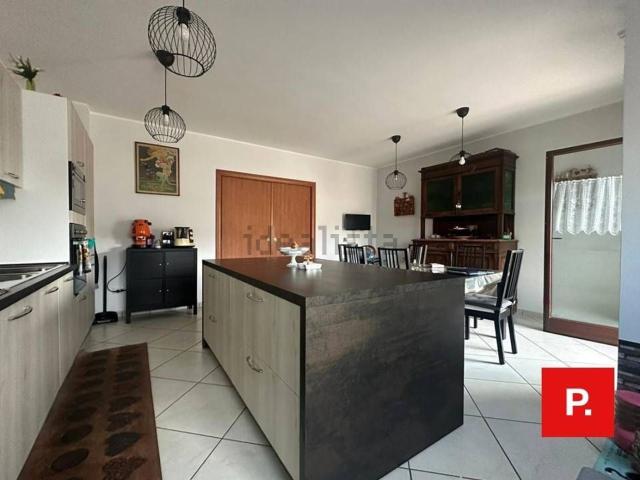 Appartamento in vendita di 107 m² in Via Firenze