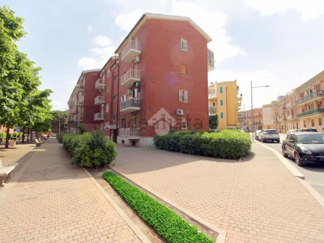 Appartamento in vendita di 107 m² in Via Francesco Piccolo, 1