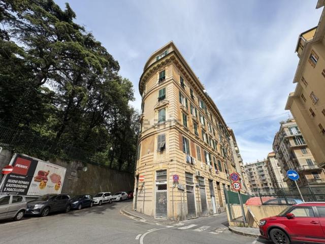 Appartamento in vendita di 107 m² in Via Imperiale, 1