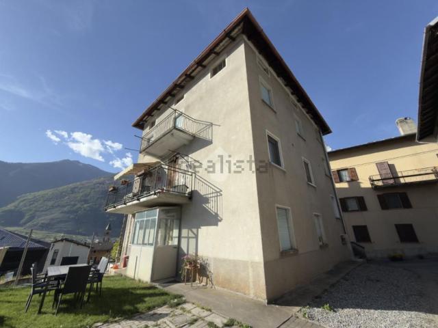Appartamento in vendita di 107 m² in Via Isola, 2