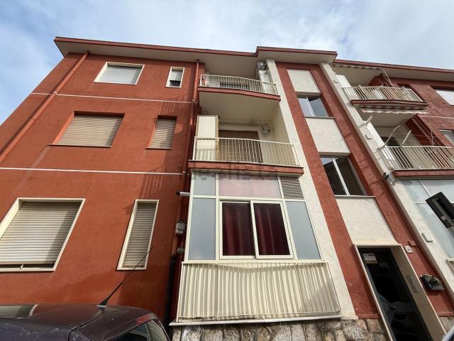 Appartamento in vendita di 107 m² in Via Leonida Bissolati, 56