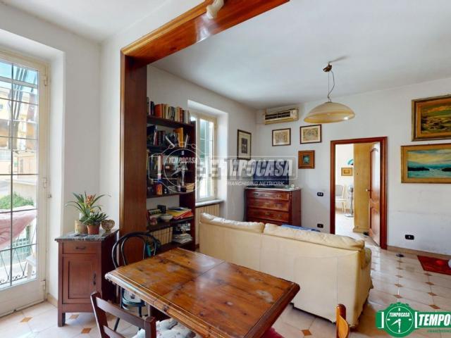 Appartamento in vendita di 107 m² in Via Mozzachiodi, 59