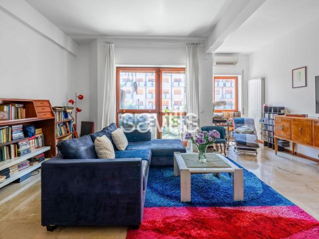 Appartamento in vendita di 107 m² in Via Marche