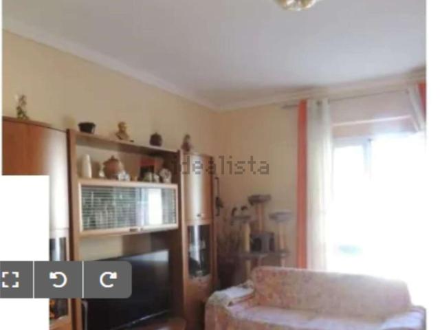 Appartamento in vendita di 107 m² in Via Marche, 3