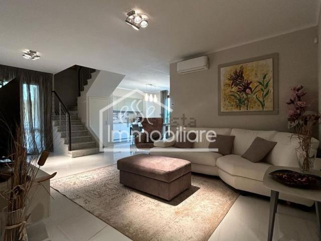 Appartamento in vendita di 107 m² in Via San Carlo, 50053