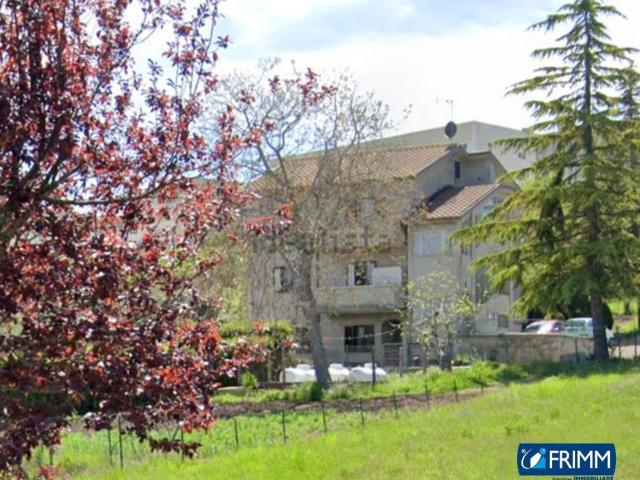 Appartamento in vendita di 107 m² in Via San Giovanni in Golfo