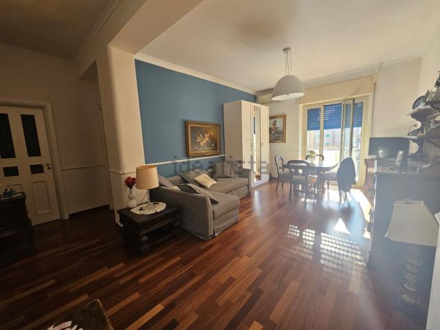Appartamento in vendita di 107 m² in Via Serve della Divina Provvidenza, 5