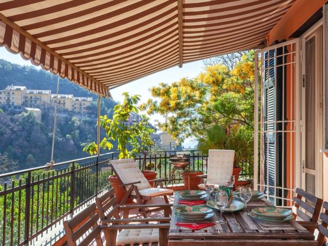 Appartamento in vendita di 107 m² in Via Sessarego, 19