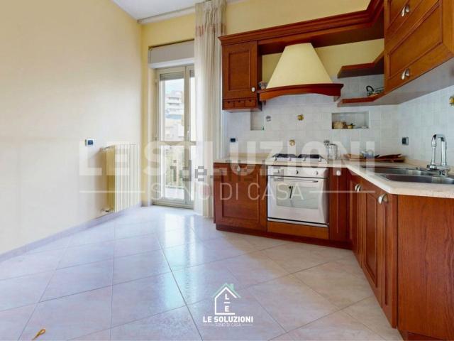 Appartamento in vendita di 107 m² in Via Palmiro Togliatti, 11