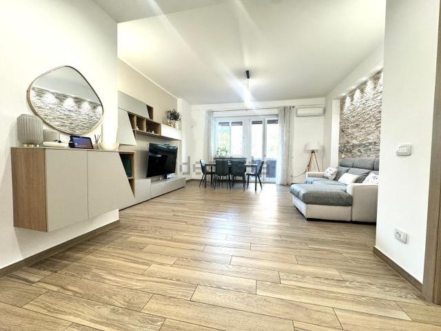 Appartamento in vendita di 107 m² in Via Papa Giovanni XXIII, 23