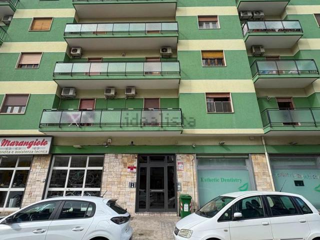 Appartamento in vendita di 107 m² in Via Papa Pio XII, 100