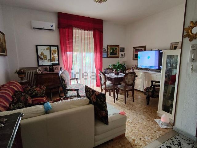 Appartamento in vendita di 107 m² in Via Roberto Cattaneo, 63