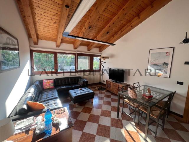 Appartamento in vendita di 107 m² in Via Roma