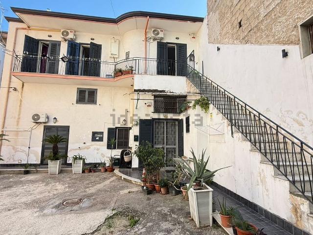 Appartamento in vendita di 107 m² in Via Roma