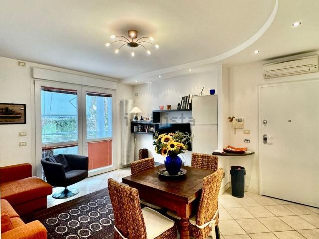 Appartamento in vendita di 107 m² in Via Ravenna