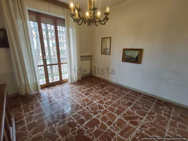 Appartamento in vendita di 107 m² in Via Reims, 10