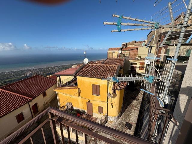 Appartamento in vendita di 107 m² in Via Risorgimento, 53