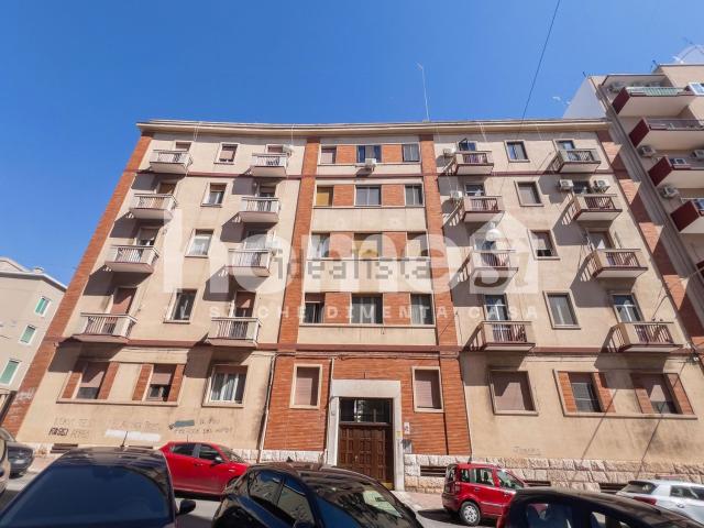 Appartamento in vendita di 107 m² in Via Tito Minniti, 75
