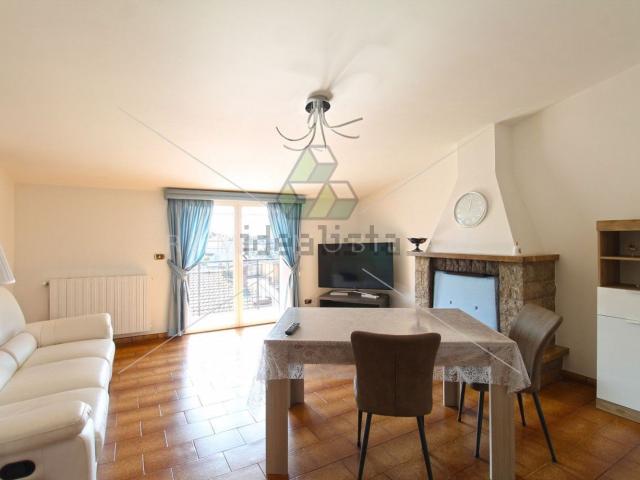 Appartamento in vendita di 107 m² in Via Trentani