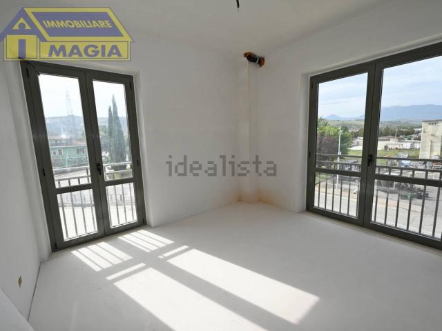 Appartamento in vendita di 107 m² in Via Vittorio Emanuele