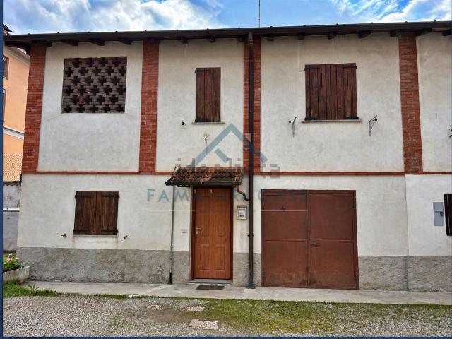 Appartamento in vendita di 107 m² in Via Vittorio Veneto