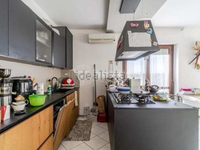 Appartamento in vendita di 107 m² in Via XXV Aprile, 9