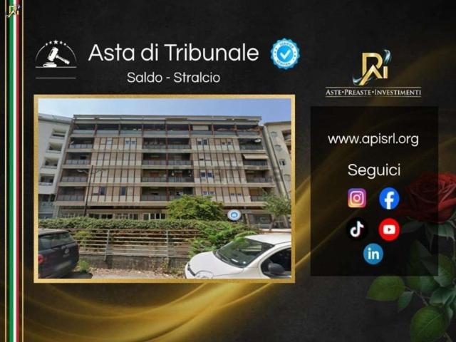 Appartamento in vendita di 107 m² in Viale Carlo Guglielmi, 17